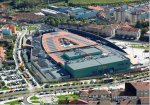 CENTRO COMERCIAL "AS CANCELAS", SANTIAGO DE COMPOSTELA, A CORUÑA